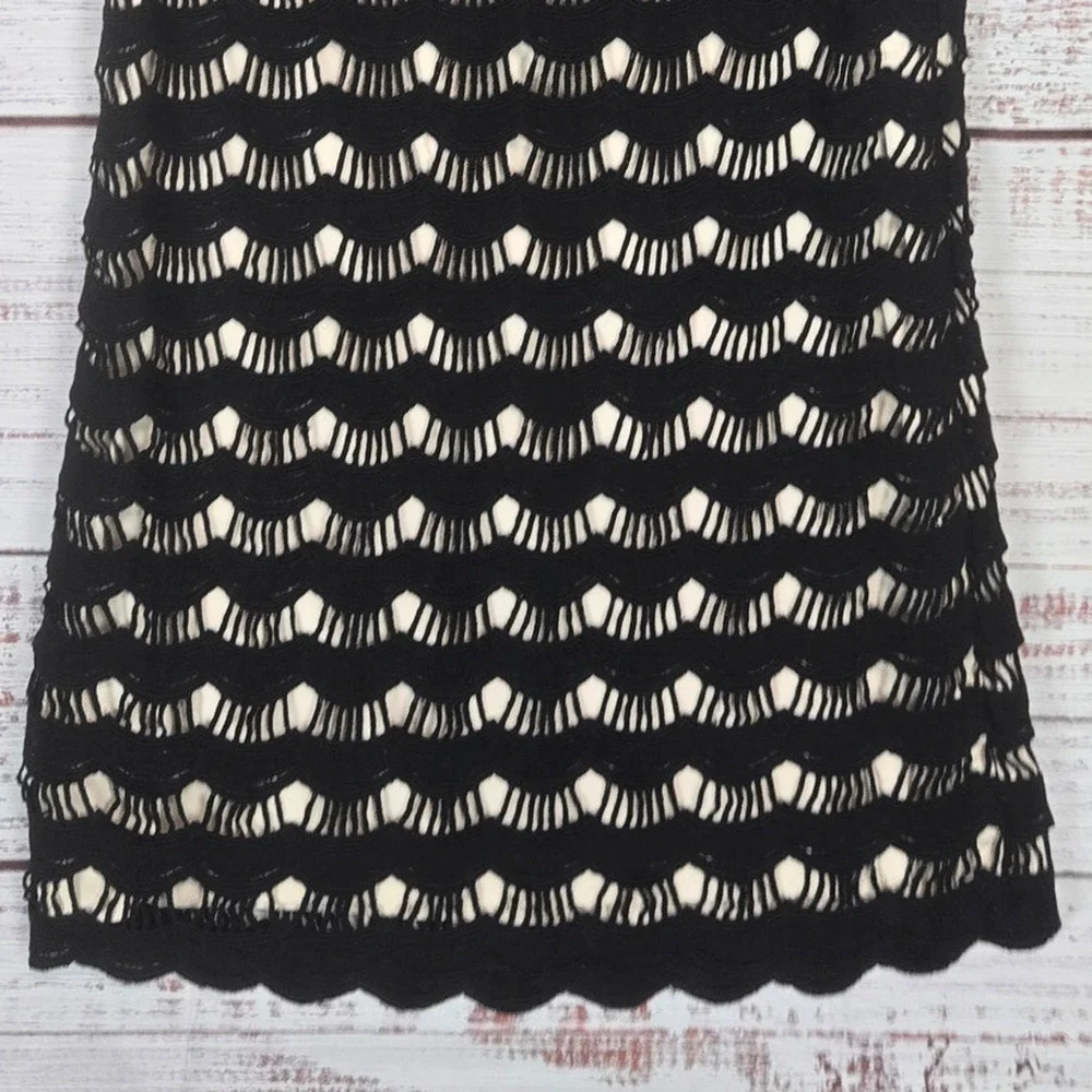 Kate Spade Virginia Black Lace Sheath Dress with Nude Lining Sz 2 Scallop Edges